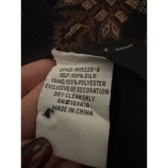 Johnny Was Long Sleeve Black Embroidered SILK Malta Tunic Top Colorful $300 - Picture 16 of 16